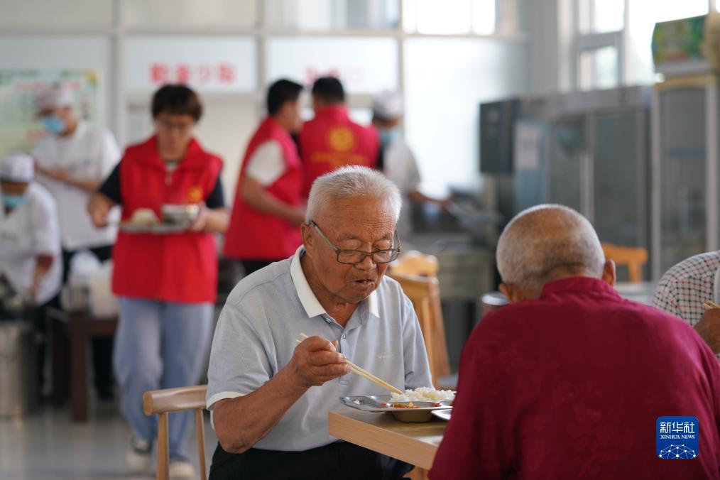 跳高高试玩